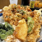 天丼てんや - 筍、ししとう。オラオラどーした。もっと自己主張してこーい！