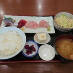 Shokujidokoro Tokiwa - お刺身定食
