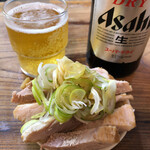 特麺コツ一丁ラーメン - ビール おつまみ付 670円