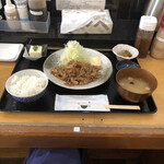 食べ処 飯介 - 