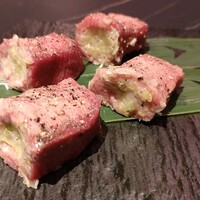 和牛焼肉 伍感 - 特選タン塩ネギ包み