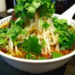スパイス・ラー麺 卍力 西葛西店 - ラーメン大盛り もやし パクチー 