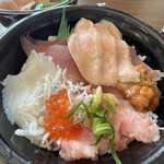 魚丼 - 