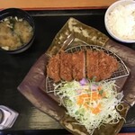 Katsusen - 宝山豚ロースかつランチ　1408円