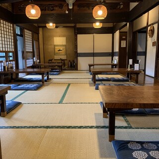 A relaxing space in an old private house where families with children can relax.