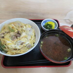 Kamiya - 他人丼と赤出汁＋漬物