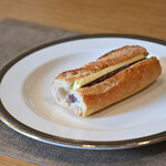 ティエリーマルクス ラ ブーランジェリー - あんバターサンド@税込324円