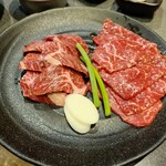 焼肉厨房 天龍 - 3秒ロース(塩)とハラミ(塩)