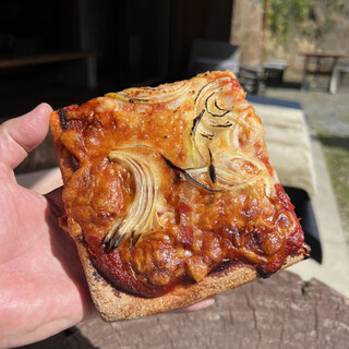 薪焼き石窯パン 岳人_1