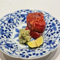 肉割烹 岡田前 - 