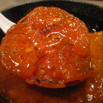 つけ麺 五ノ神製作所 - 炙られたトマトのスライスが。
      
      このトマトの酸味が口直しに。
      
      
      