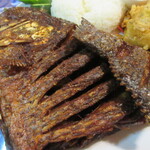 Warung Berkah Jaya - ティラピアは白身魚で、さっぱり味