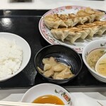 Gyouzano Oushou - 餃子定食♪大繁盛店の賑わいが心地良い！