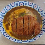 カフェ　ド ヴァン - ●オムカツカレー　1,090円
      
      ●チーズトッピング　80円
      
      ■土曜日はオムライスの日で
      　オムライス全品が　−150円だった❕