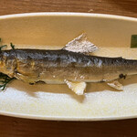 食酔亭元屋 - 鮎は季節を外しているので冷凍ですが、ハラワタはコケ臭を味わえます。