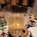 Bar&Tapas Celona - グラス白ワイン