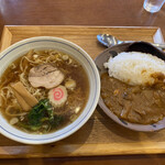 厚澤 - ラーメン、半カレーセット