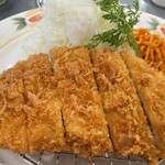 正義のトンカツとカレー - ロースカツ（キャベツお代わり自由）