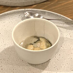 Vecchio Conventino - ②米のスープ ゴボウ 広島県産真牡蠣
