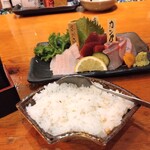 魚匠 樹苑 - 太刀魚、赤身、カンパチ　それぞれ食感・脂の乗り違いが楽しめてお一人様でも楽しめる量