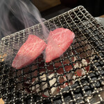 神田焼肉 俺の肉 - 