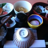 紀尾井 なだ万 - 朝食