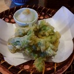 釜飯と和食 旬 - たらの芽天麩羅