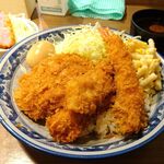 はしや - ソースカツ丼（大盛）700円、ハムカツ120円