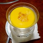 レストラン イコブ - 人参の冷いスープ コンソメジュレ添え　2013.7.2