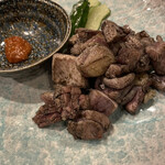 みやざき地頭鶏炭火焼 Kutsurogi 三四郎 - 