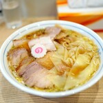 らーめん 高尾 - 料理写真:ワンタンチャーシューメン900円