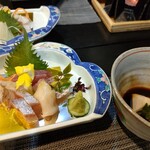 佐宗 - 手作り胡麻豆腐
                                （食べかけ（笑）とても美味しい）刺身四種盛　ツブ貝？美味しい!