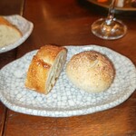 uoni - 自家製パン