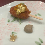 トゥ・ラ・ジョア イズム - キャンディーカツ　蟹の身いっぱいでうまかった