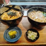 Sanuki Udon Ajikawa - 親子丼　￥1000