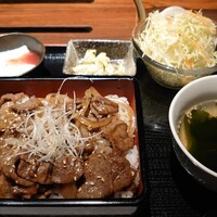 神戸牛炭火焼肉 いく田 代々木 - 