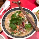 Tiem com vietnam - 鶏肉米麺。935円