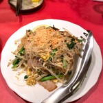 Tiem com vietnam - ベトナム風焼きそば。880円