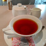 Kafe Varorisu - セットのドリンクは「紅茶」にしました。