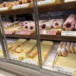 ミスタードーナツ - 春だなあ。桜もちっとや、ストロベリーリング多数！
