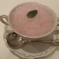 アズ フィノム - サワーチェリーの冷たいスープ