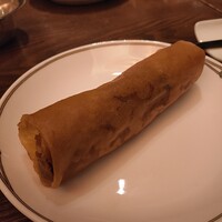 中国飯店 紫玉蘭 - 春巻き