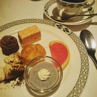 ロウリーズ・ザ・プライムリブ 恵比寿ガーデンプレイス店 - 