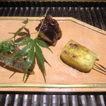 銀座 水野 - 鯵の鮨・蛸のやわらか煮