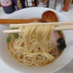 赤丸食堂 - 麺リフト