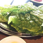 焼肉ぐりぐり家 - ごはんとサンチェはおかわり自由なので、頼みまくります(笑)