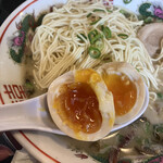 博多ラーメン なみへい - 半熟煮玉子