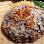 ハンバーグ＆ステーキ食堂クラウゾ - ガーリックソースハンバーグステーキUP