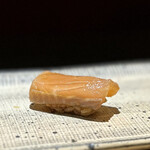 鮨 西崎 - サクラマスの漬け。本当に風味豊かです。