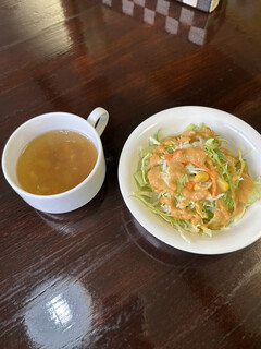 MANAKAMANA - スープとサラダ